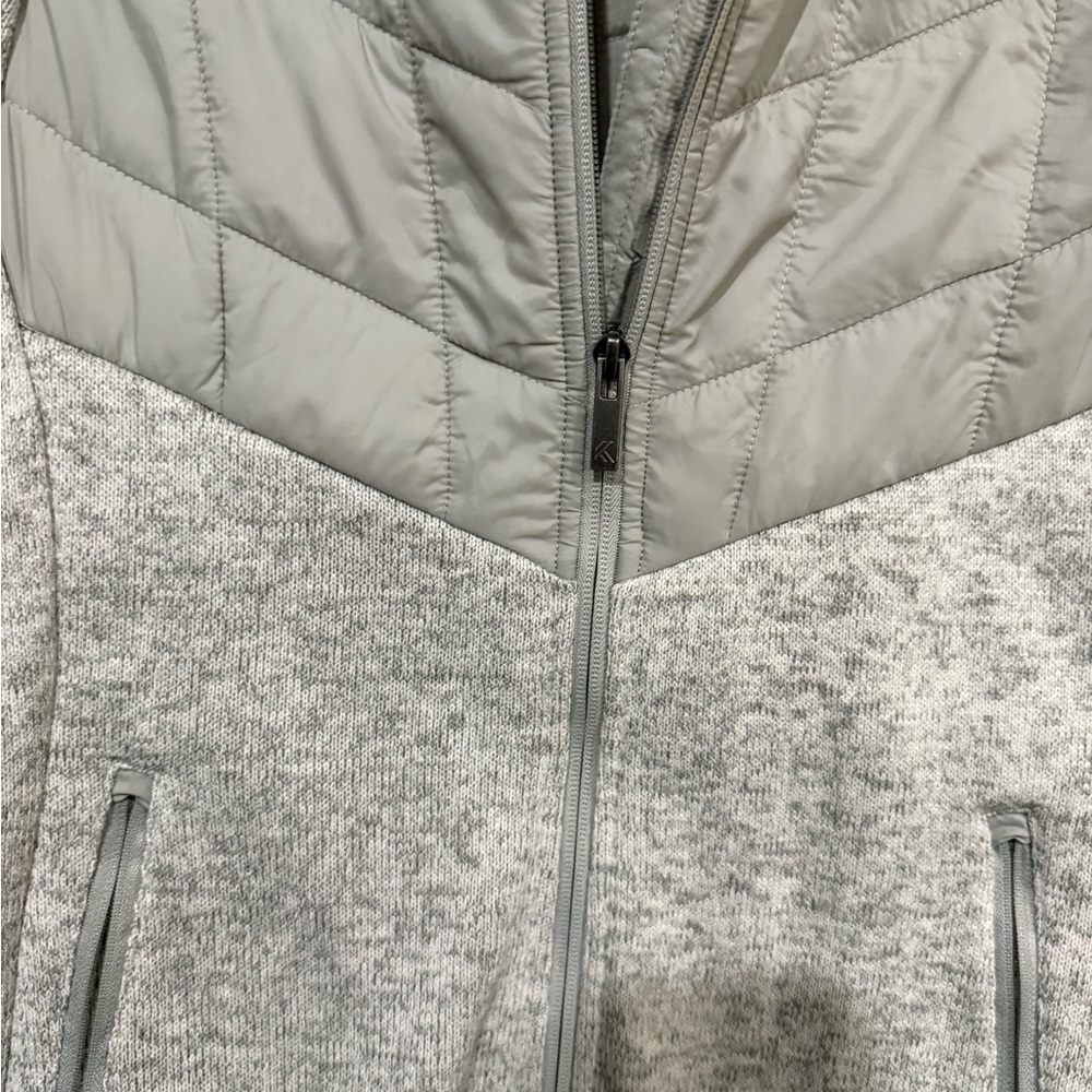 Kyodan Gray Chevron Quilted Puffer Coat size large - Picture 4 of 7
